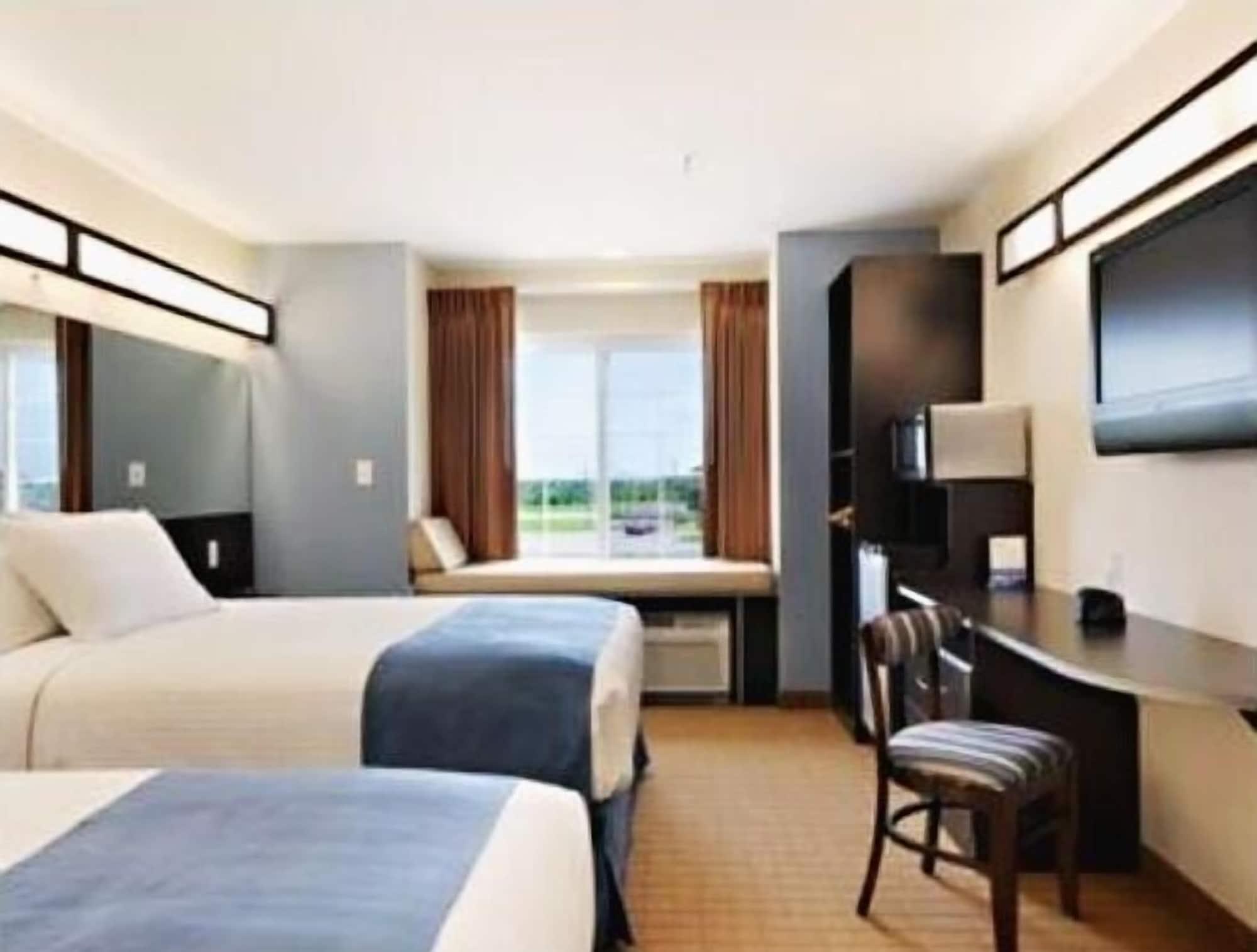 Three Rivers Inn & Suites Порт-Артур Номер фото