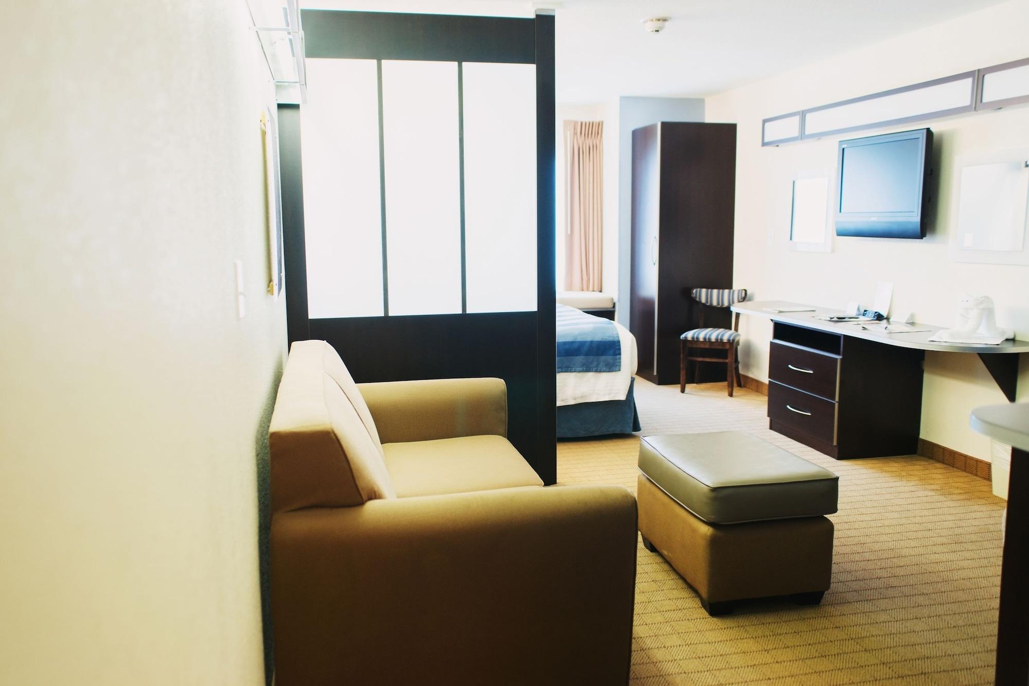 Three Rivers Inn & Suites Порт-Артур Экстерьер фото