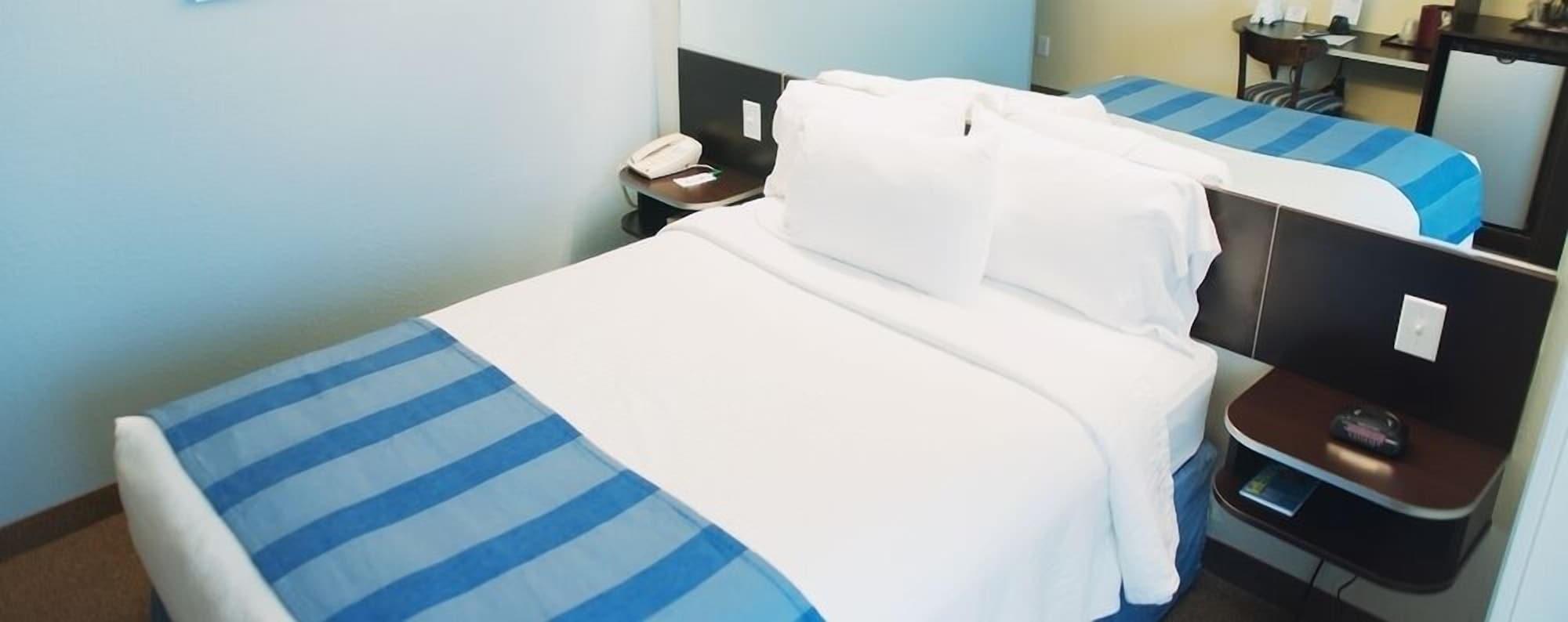 Three Rivers Inn & Suites Порт-Артур Экстерьер фото